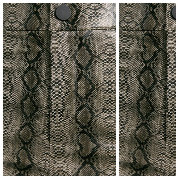 NWT. Zara SnakeSkin Print Flare Trousers. Size XS. - Picture 9 of 10